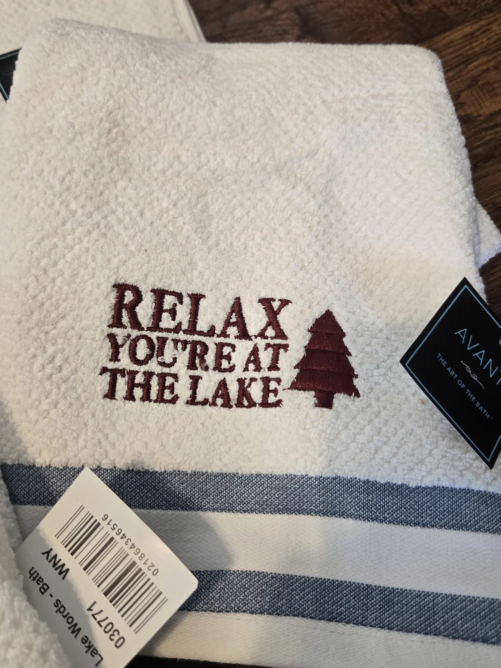 Lake Theme Bathroom Accessories,  Towel Set and Decor